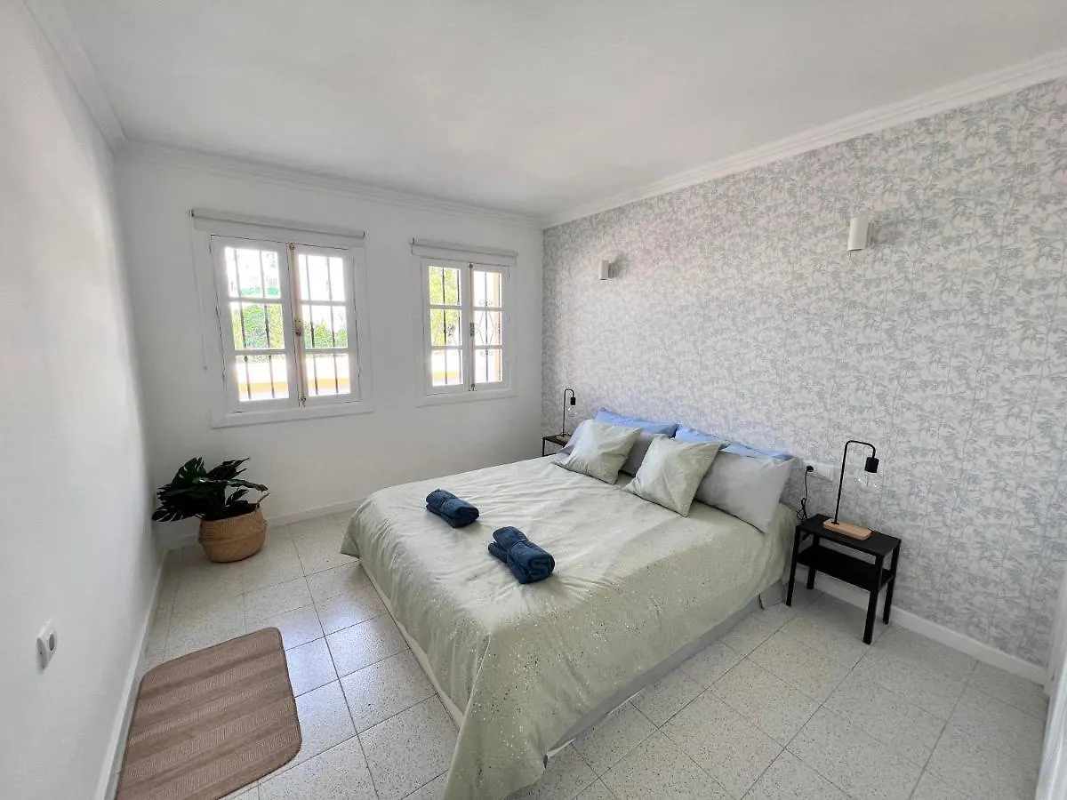 Bright And Quiet Windsor Park Apartment Costa Adeje