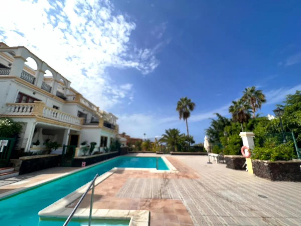 Bright And Quiet Windsor Park Apartment Costa Adeje